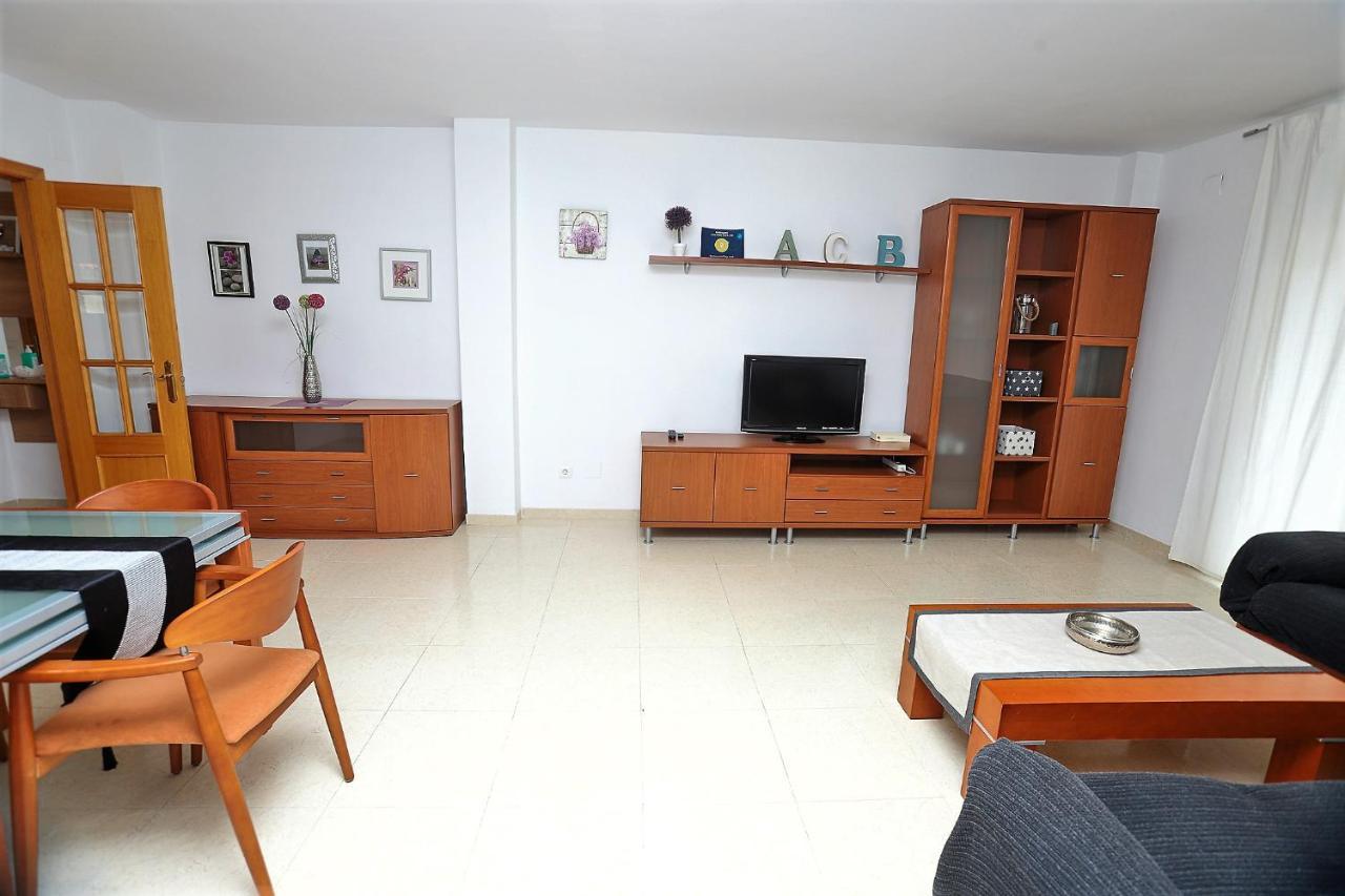 Apartamento Placa Jardi Калафел Екстериор снимка
