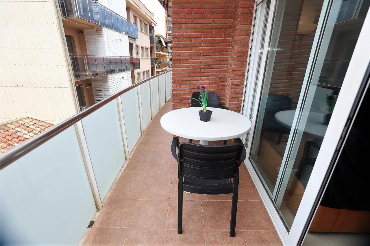 Apartamento Placa Jardi Калафел Екстериор снимка