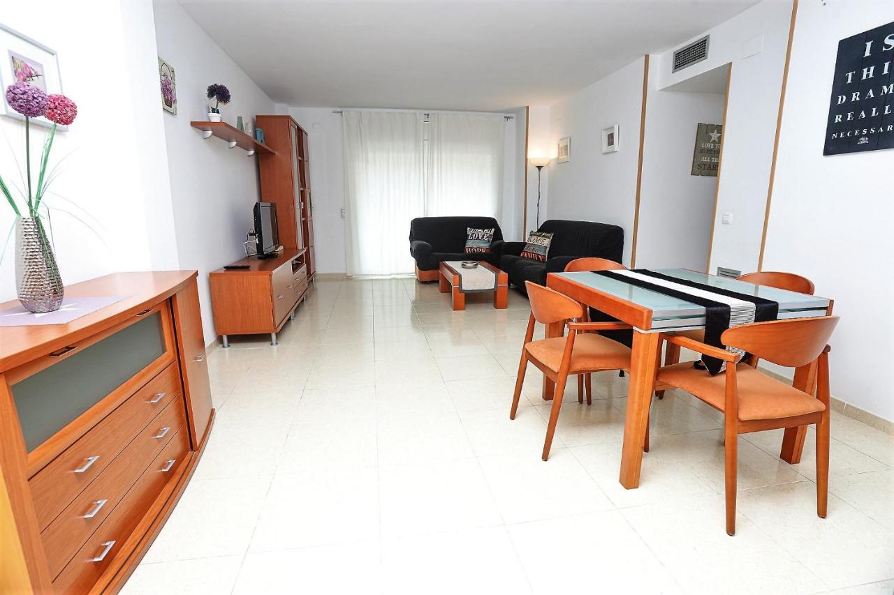 Apartamento Placa Jardi Калафел Екстериор снимка
